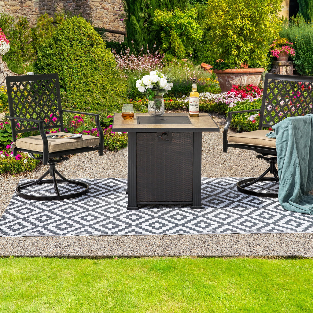 Reversible Plastic Straw Outdoor Area Rug W1816