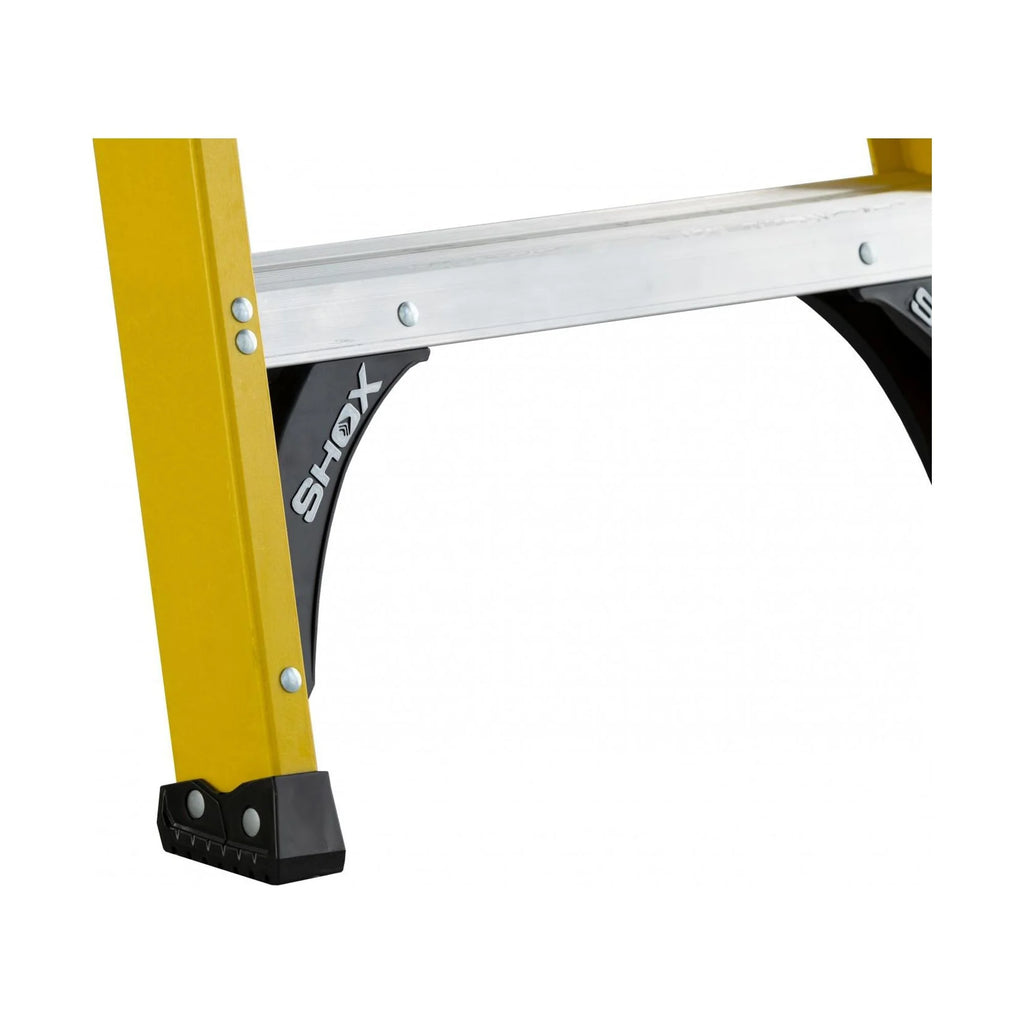 8' Fiberglass Step Ladder E755337