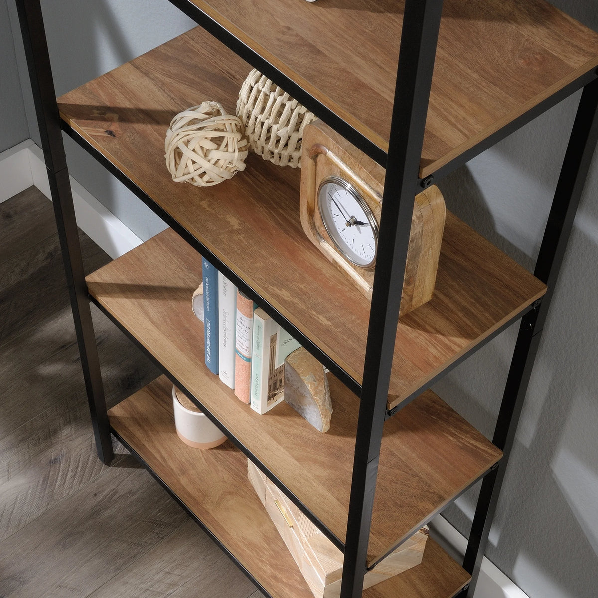 Tall Bookcase Y945
