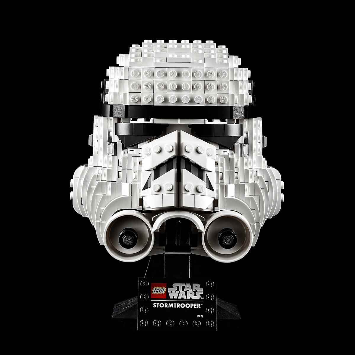 Star Wars Stormtrooper Helmet 647 Pieces Building Kit E2642