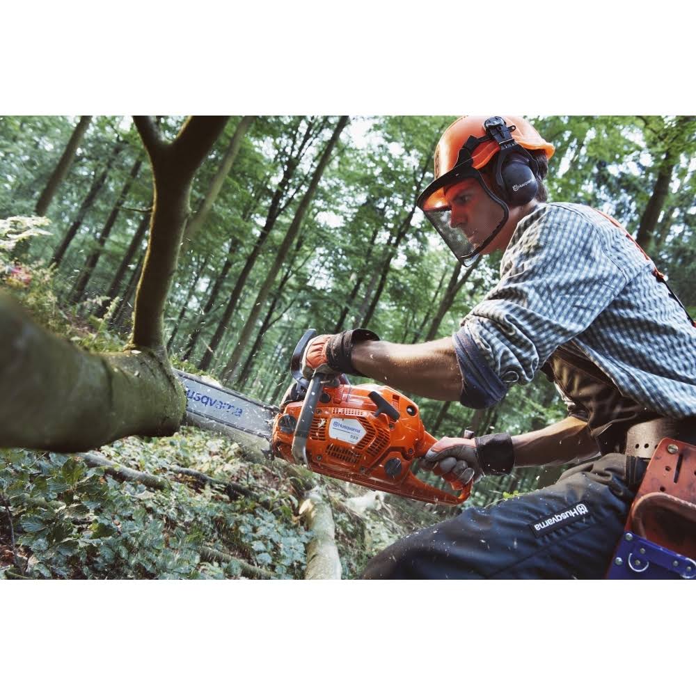 18x22 Petrol Chainsaw D74925