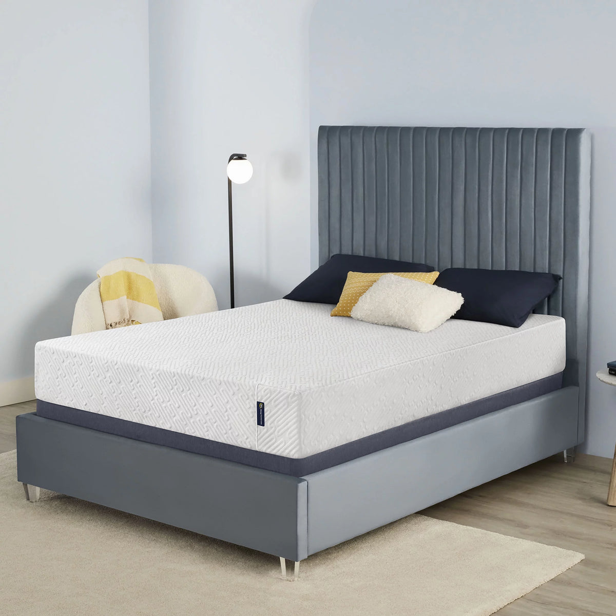 Queen Cooling Gel Memory Foam Mattress S973