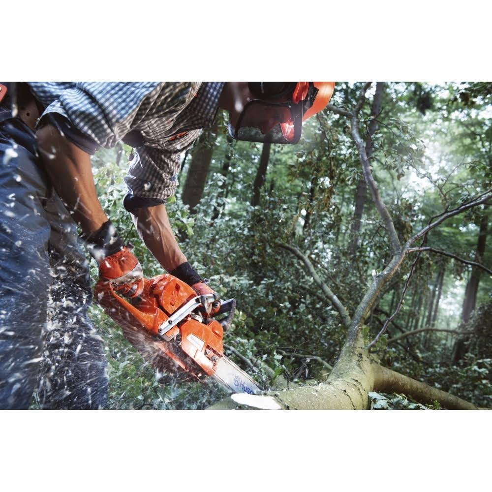 18x22 Petrol Chainsaw D74925