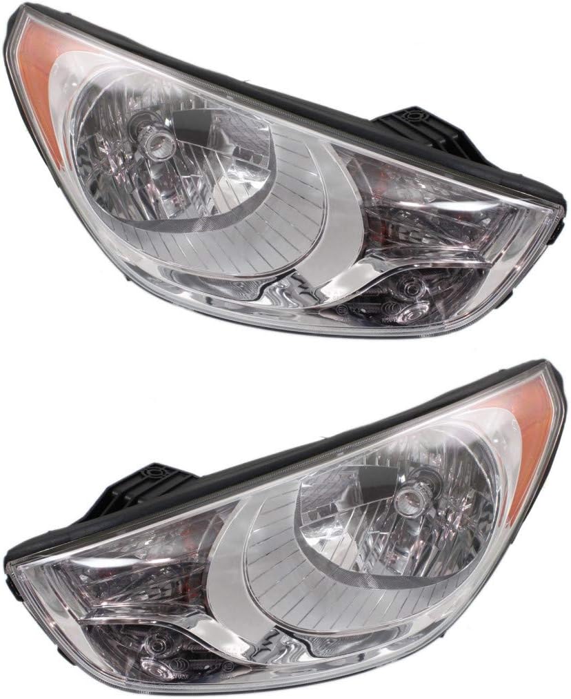 Headlight Driver and Passenger Side with Bulbs Z770